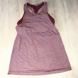 Lululemon 2-in-1 Tank Top with built-in bra Sz 8